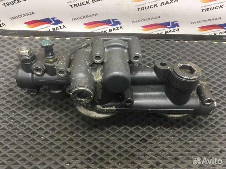 Кронштейн масляного фильтра Iveco Stralis