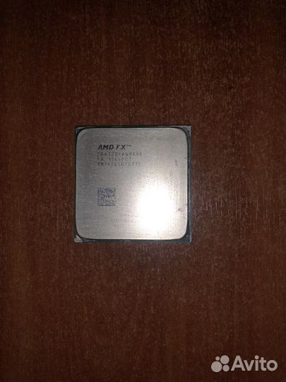 Материнская плата