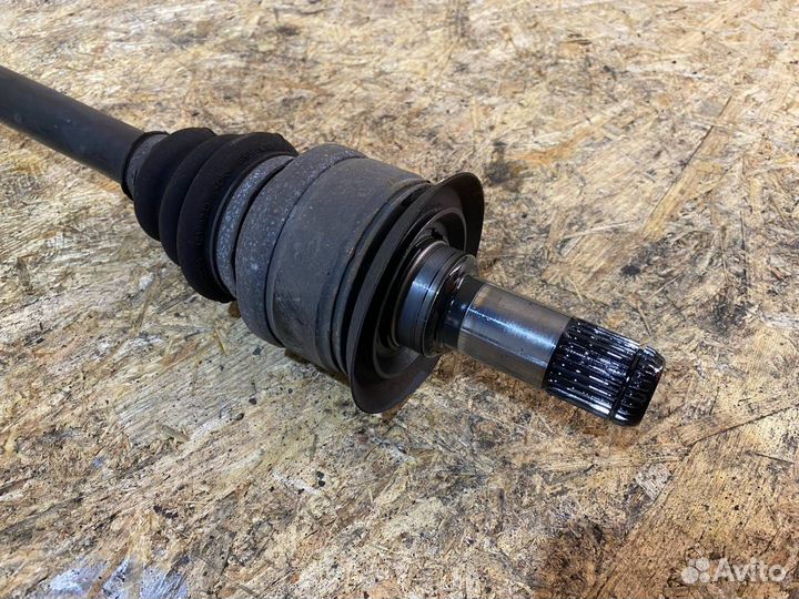 Полуось задняя правая BMW 3 F30/F31/F34 2015