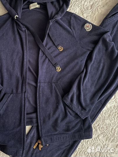 Костюм женский Moncler