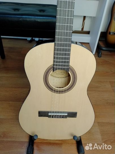 Уменьшенная классическая гитара veston C-45A 3/4
