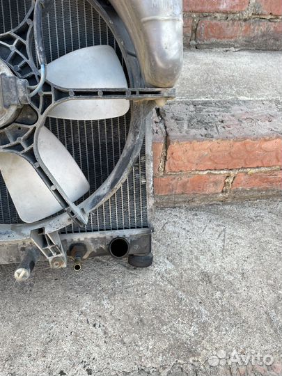 Радиатор диффузор кассета honda hr-v GH D16A cvt