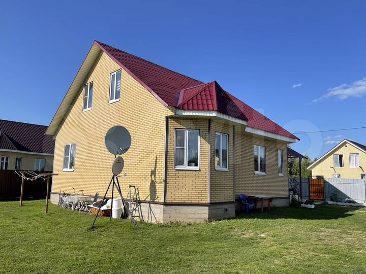 Коттедж 150 м² на участке 12 сот.