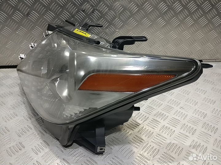 Фара LX570 (07-12) L б/у