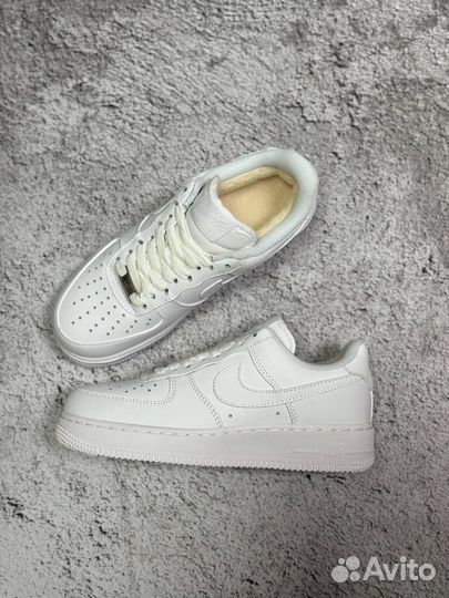 Кроссовки зимние женские Nike Air force