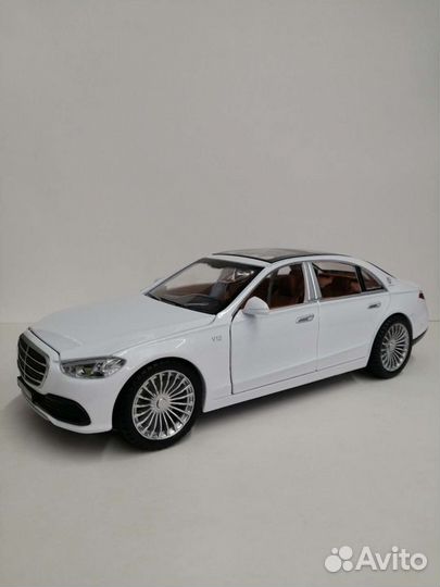 Модель машины Мерседес Бенц s class w223