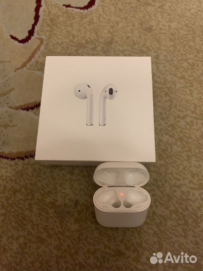 Кейс от Airpods 2 оригинальный