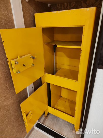 Оружейный сейф бу