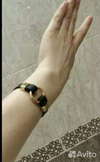 Два браслета