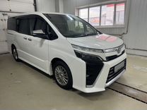 Toyota Voxy 2.0 CVT, 2019, 99 400 км, с пробегом, цена 2 800 000 руб.