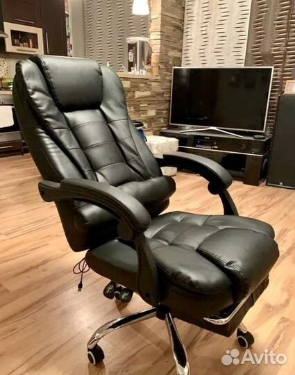 Офисное кресло