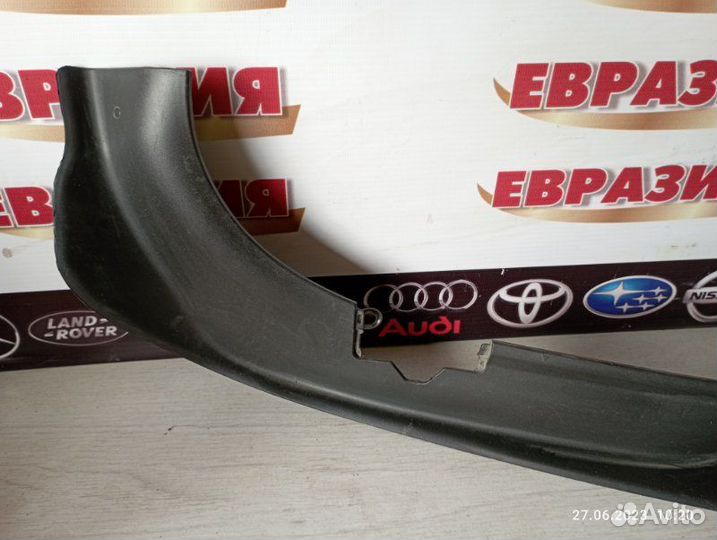 Накладка на крыло задняя левая Lexus Rx350 2010