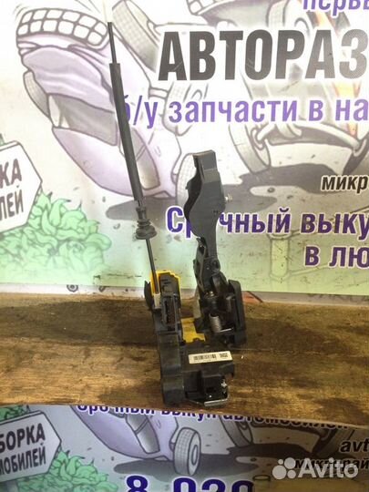 Замок двери передний правый Kia Ceed 2