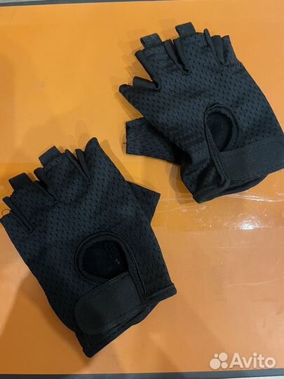 Велосипедные перчатки