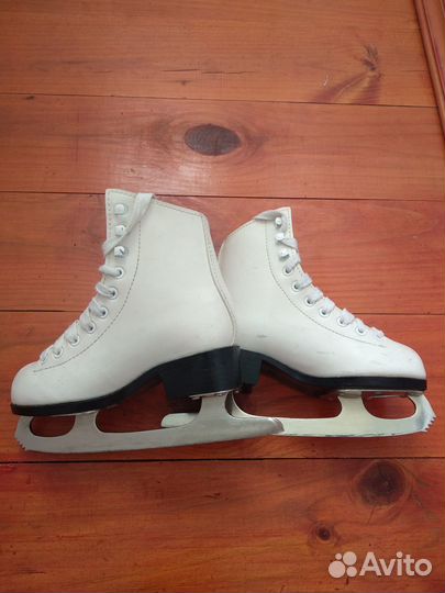 Коньки фигурные Graf montana gold, размер 29