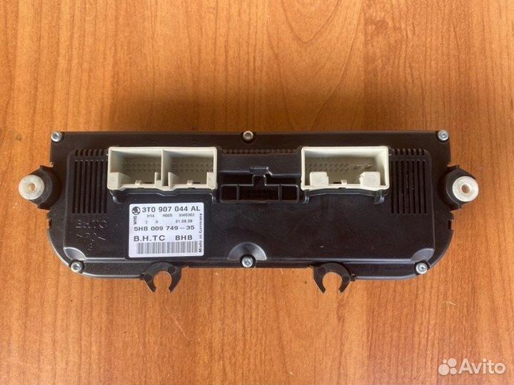 Блок управления климат-контролем Skoda Superb