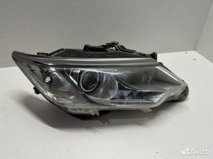 Фара адаптивная передняя правая Toyota Camry