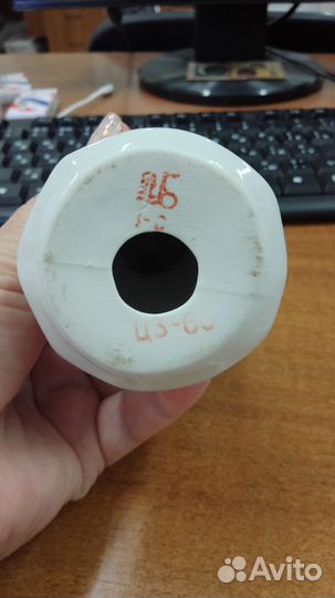 Статуэтка девушка с голубем