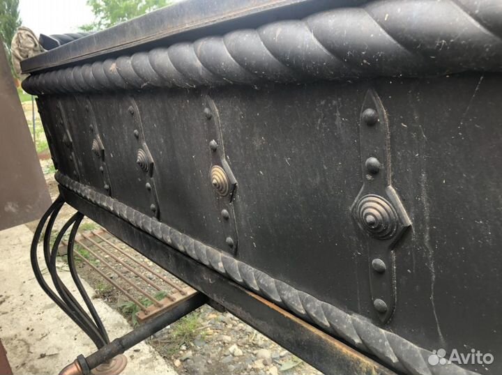 Мангал для горячего копчения