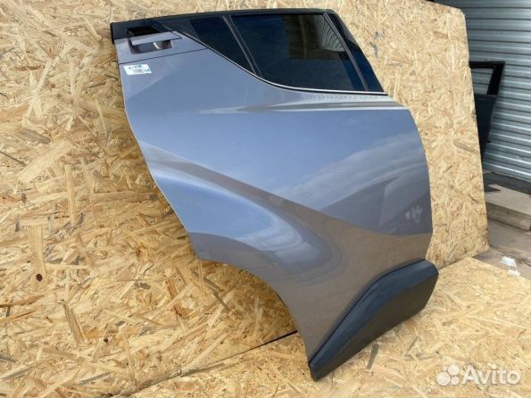 Дверь задняя правая Toyota CHR