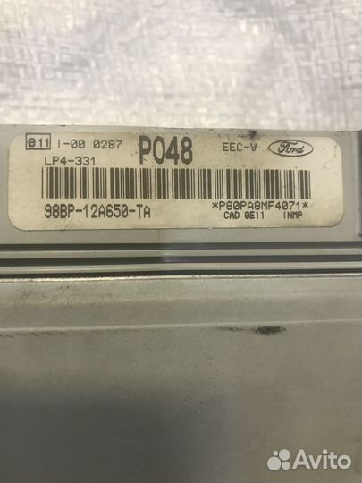 Блок управления двигателем Ford Focus 1 1.8