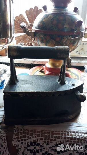 Продам утюги старинные