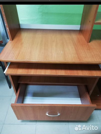 Компьютерный стол бу