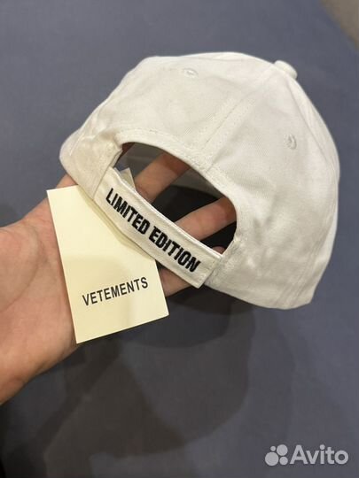Кепка vetements