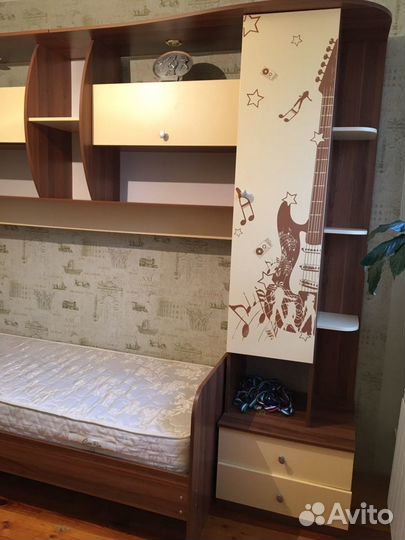 Спальный гарнитур бу