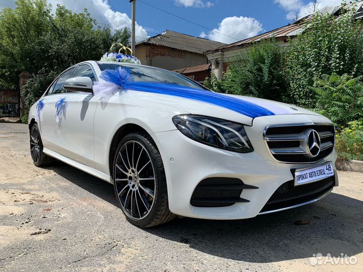 Украшения для свадебного автомобиля