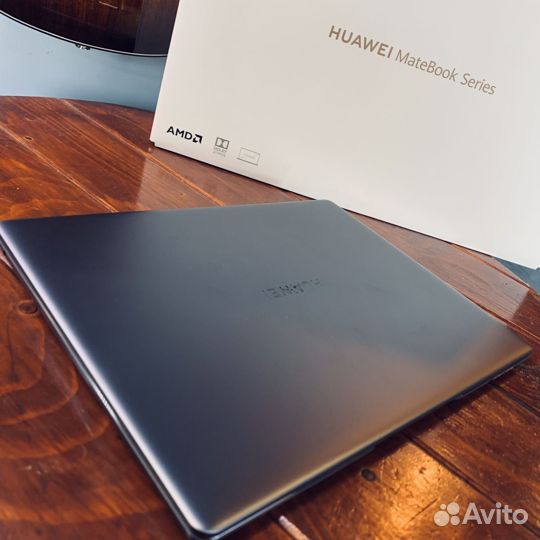 Ноутбук Huawei MateBook 13 AMD Ryzen 7 HN-W29R