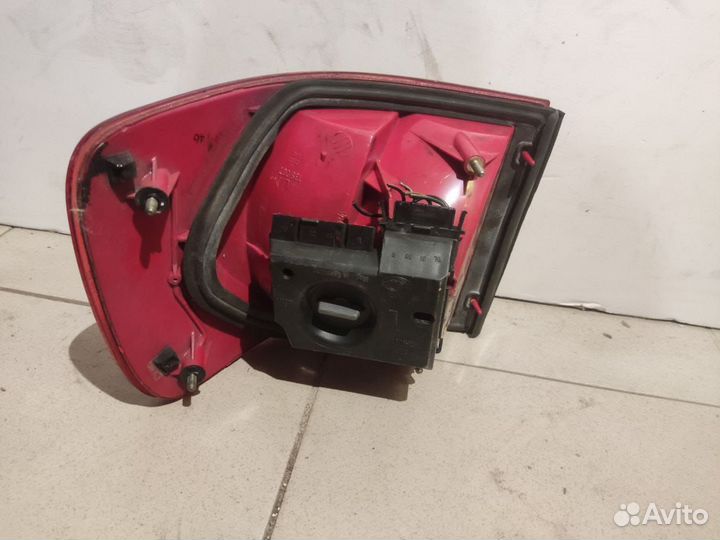 Фонарь audi a6 c4