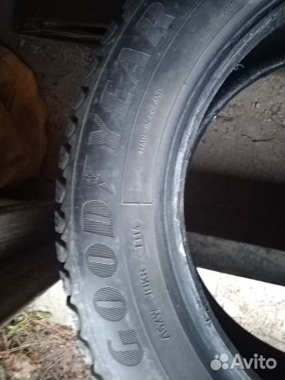 Goodyear Ultragrip Ice Arctic 205/60 R16 92T