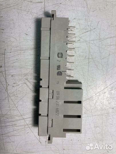 Разъёмы (розетки) harting 09 06 231 6822