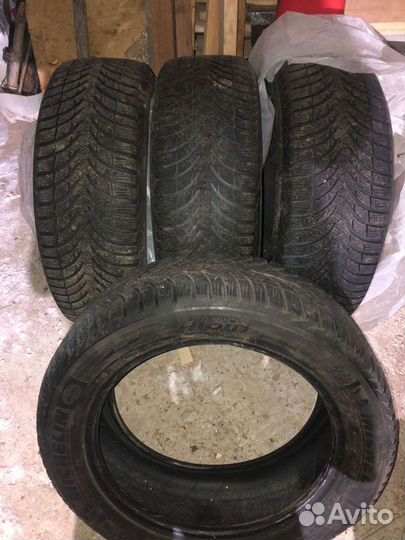 Michelin Alpin 215/55 R17