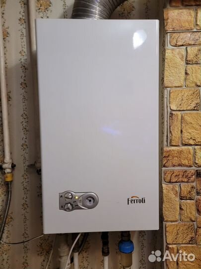 Двухконтурный котел Ferroli C 24