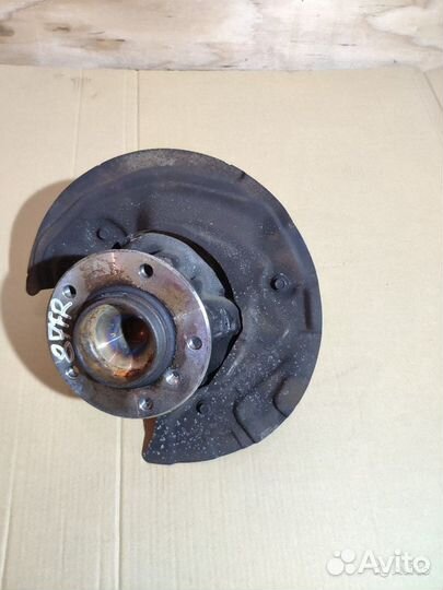 Поворотный кулак передний, задний BMW E87,90