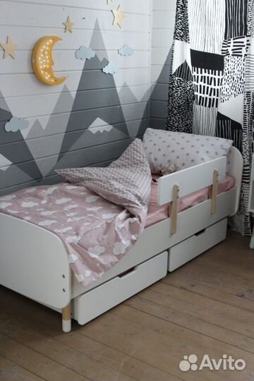 Детская кровать /кроватка