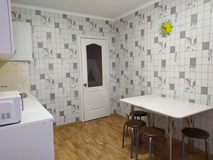 2-к. квартира, 54 м², 9/10 эт.