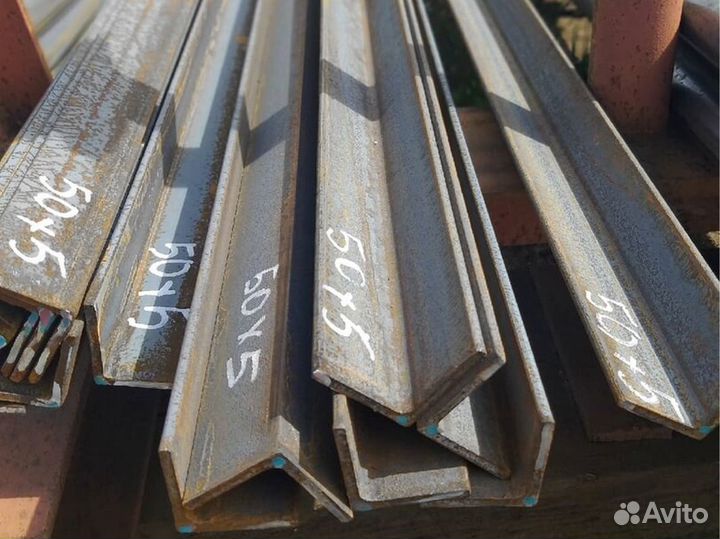 Уголок стальной 35x35x4