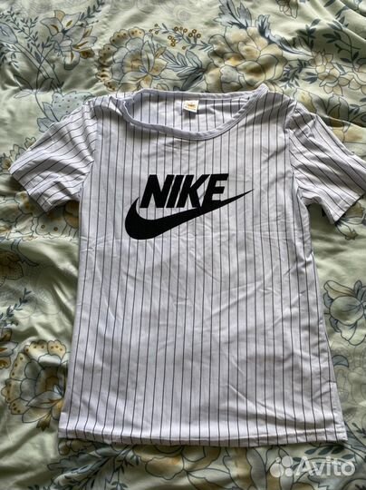 Спортивная одежда (6 вещей)