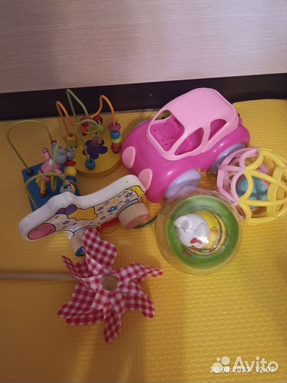 Развивающие игрушки