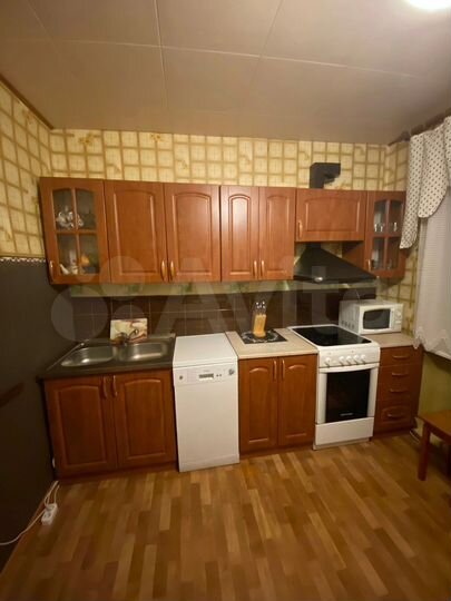 3-к. квартира, 84 м², 1/2 эт.
