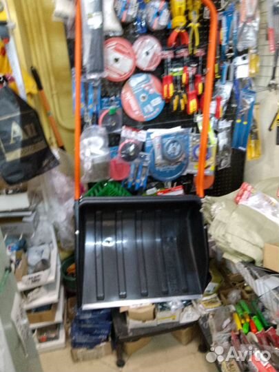 Скрепер для уборки снега