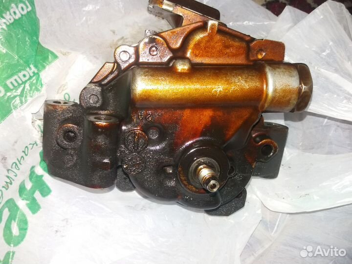 Масляный насос тойета