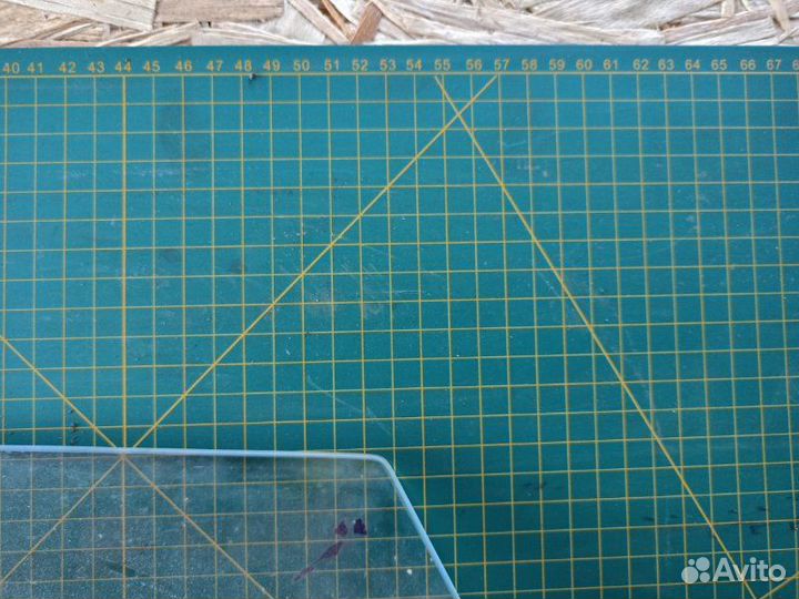 Стекло заднее левое Audi 100 C2 (43)