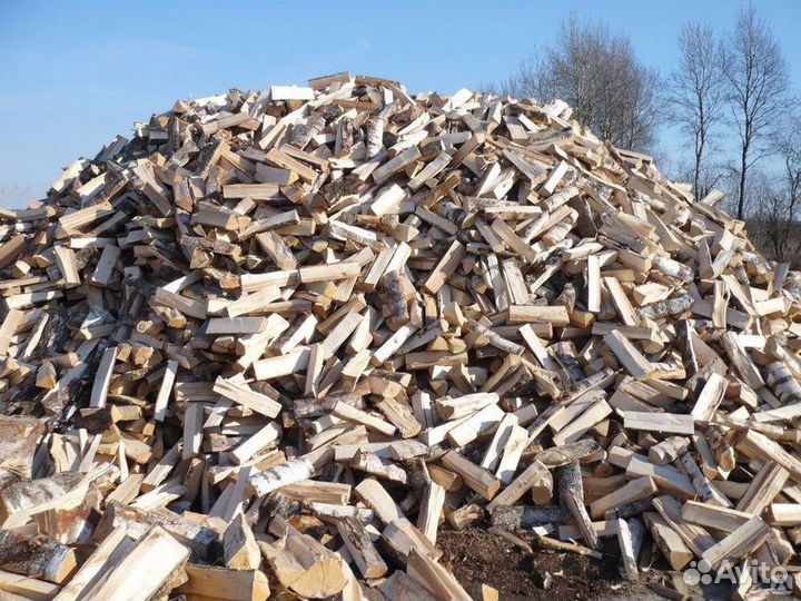 Дрова колотые и сухостой. Дрова лесовозом