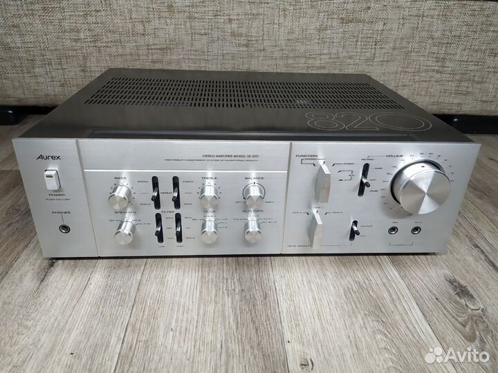 Усилитель Aurex(Toshiba) 820