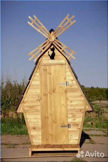 Дачный туалет деревянный SUN340