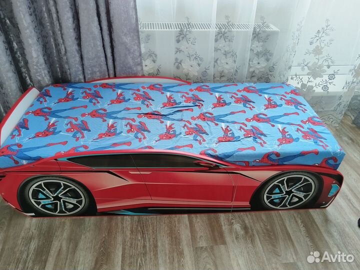 Детская кровать тачка